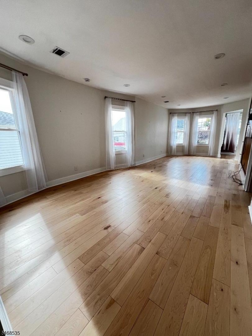 83 Nagle Street Paterson NJ 07501