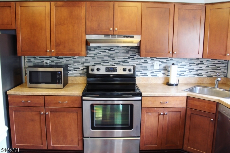 899 Merritt Drive Hillsborough NJ 08844