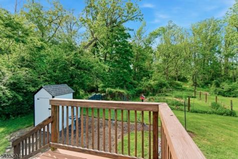 14 Brookhill Road Alexandria NJ 08867