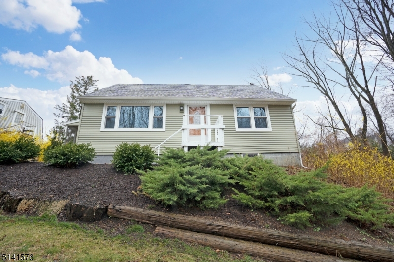 33 Abbott Road Montville NJ 07082