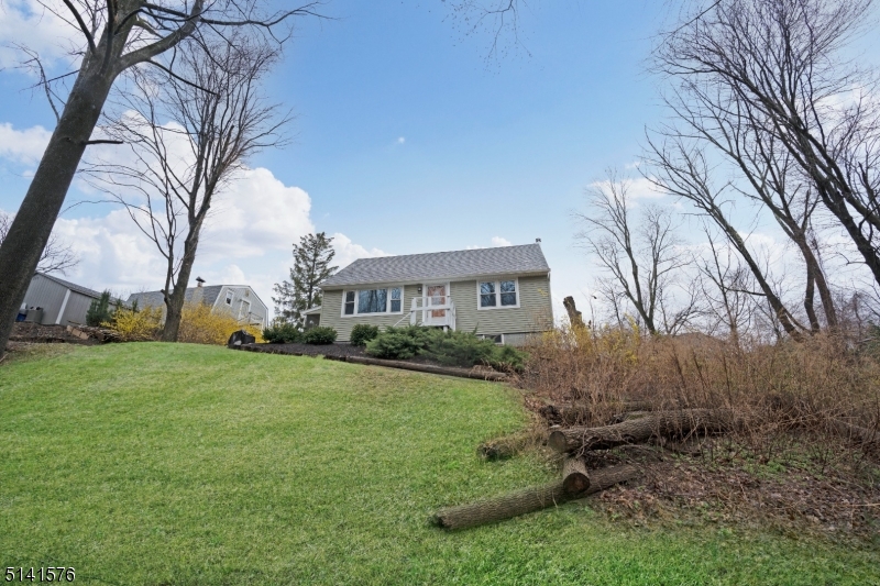 33 Abbott Road Montville NJ 07082
