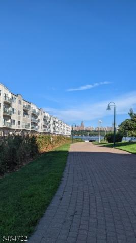 320 The Promenade Edgewater NJ 07020