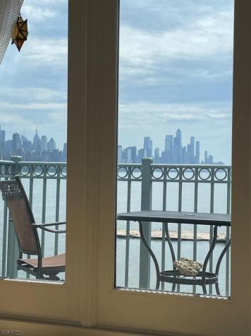 320 The Promenade Edgewater NJ 07020