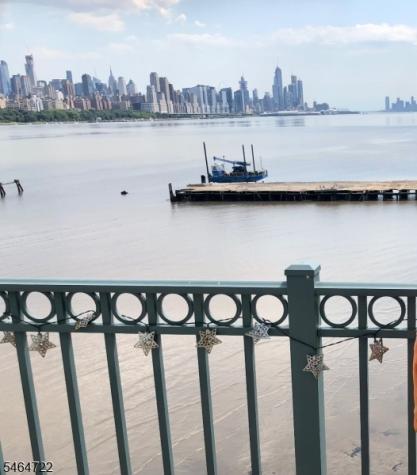 320 The Promenade Edgewater NJ 07020