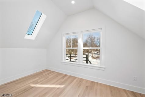 96 Watchung Ave, 3rd Fl Montclair NJ 07043