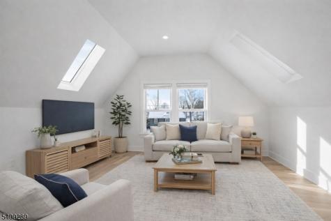 96 Watchung Ave, 3rd Fl Montclair NJ 07043