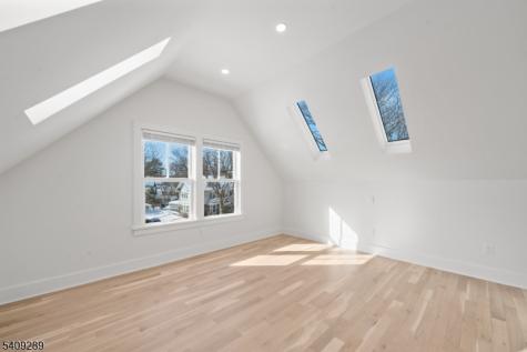 96 Watchung Ave, 3rd Fl Montclair NJ 07043