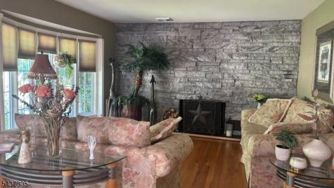 1464 Pleasant Valley Way West Orange NJ 07052