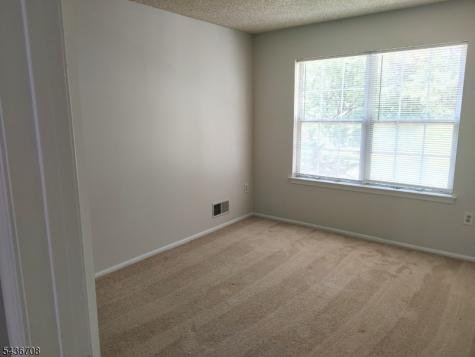 98 Amethyst Way Franklin NJ 08823