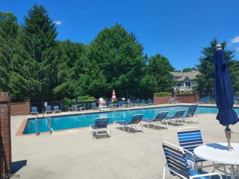 98 Amethyst Way Franklin NJ 08823