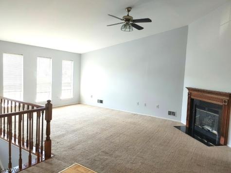 98 Amethyst Way Franklin NJ 08823