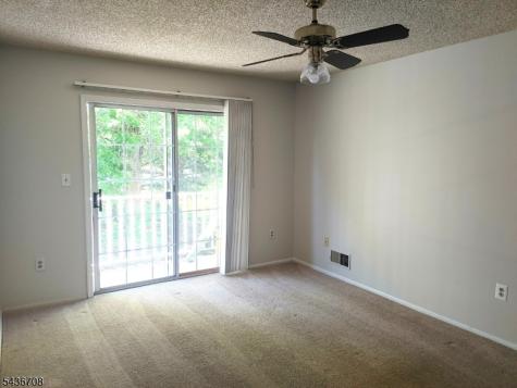 98 Amethyst Way Franklin NJ 08823