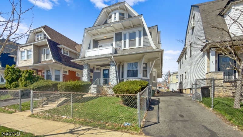 19 Newfield East Orange NJ 07017