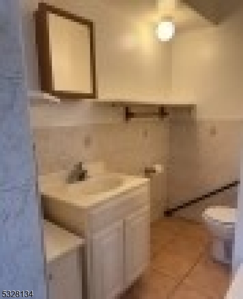 152 N 3rd Paterson NJ 07522