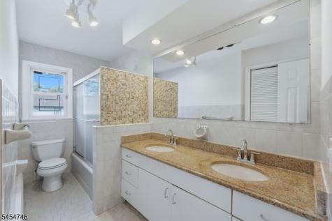 177 Truman Terrace Paramus NJ 07652