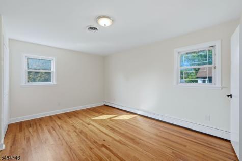 177 Truman Terrace Paramus NJ 07652