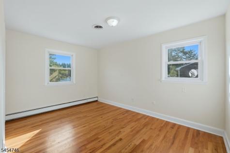 177 Truman Terrace Paramus NJ 07652