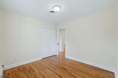 177 Truman Terrace Paramus NJ 07652