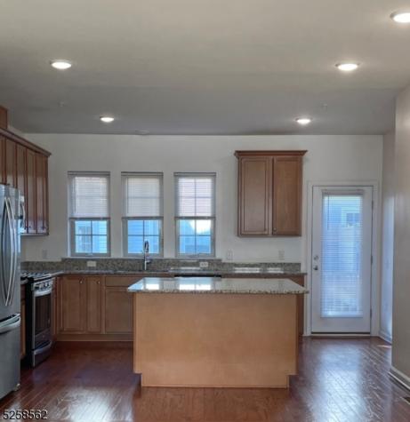 6 Ambrosia Court Livingston NJ 07039