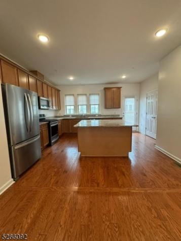 6 Ambrosia Court Livingston NJ 07039