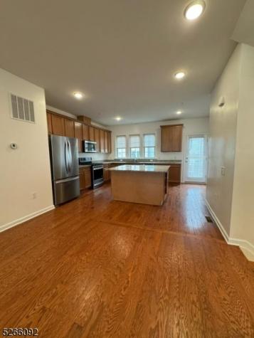 6 Ambrosia Court Livingston NJ 07039