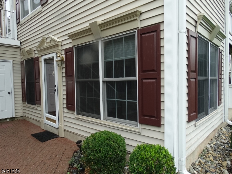 428 Azalea Terrace Branchburg NJ 08876