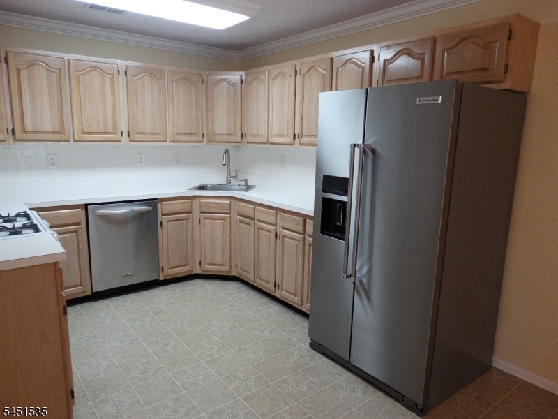 428 Azalea Terrace Branchburg NJ 08876
