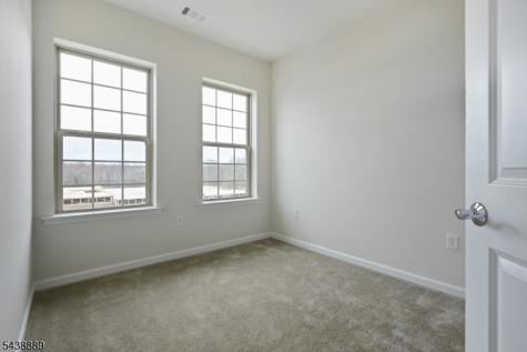 11 Gala Court Livingston NJ 07039