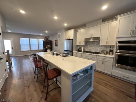 11 Gala Court Livingston NJ 07039