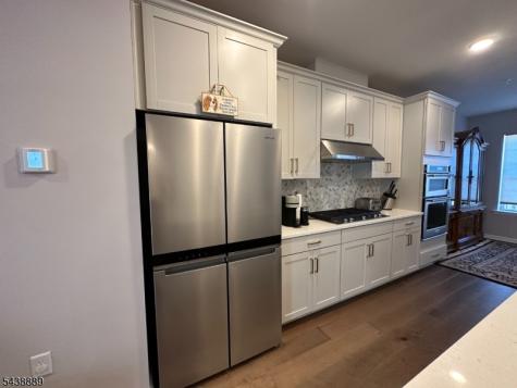 11 Gala Court Livingston NJ 07039