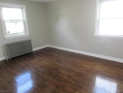 815 2ND Street Dunellen NJ 08812
