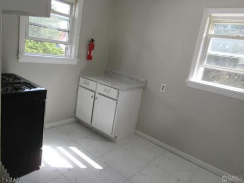 815 2ND Street Dunellen NJ 08812