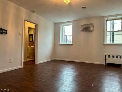530 Valley Brook Avenue Lyndhurst NJ 07071