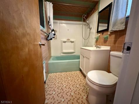 530 Valley Brook Avenue Lyndhurst NJ 07071