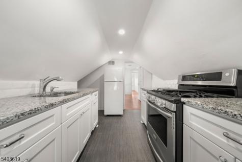 4 Francis Place Montclair NJ 07042