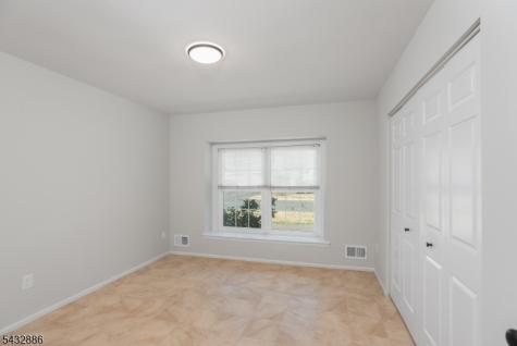 152 Picadilly Place Franklin NJ 08873