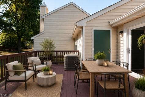 152 Picadilly Place Franklin NJ 08873