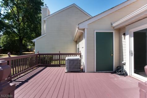 152 Picadilly Place Franklin NJ 08873