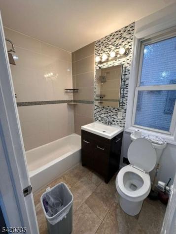 31 Yale Avenue Irvington NJ 07111