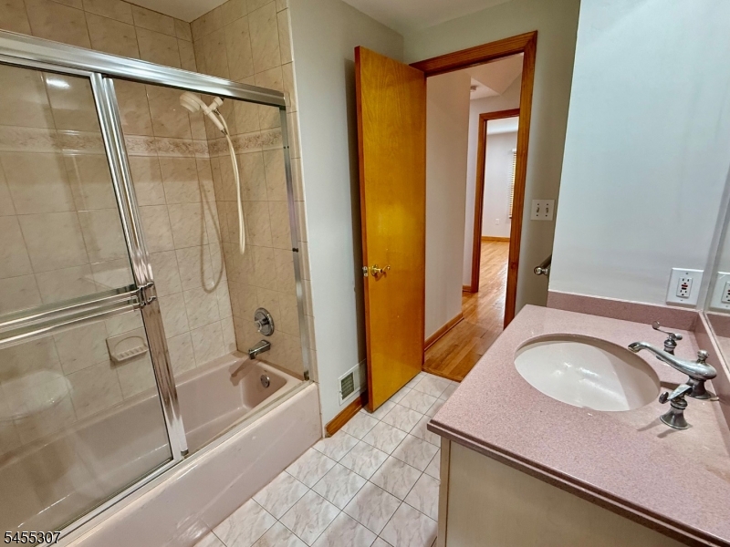 31 Hillside Avenue Florham Park NJ 07932