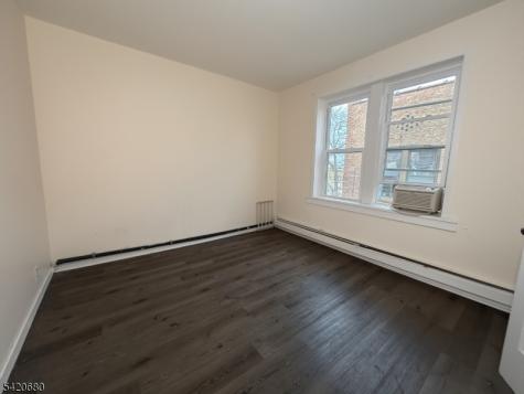 405 10TH Avenue Paterson NJ 07514