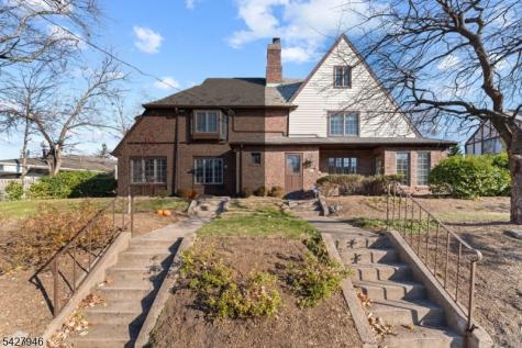 57 Pomander Walk Ridgewood Village NJ 07450