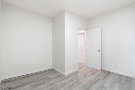 84 Center Street Clifton NJ 07011