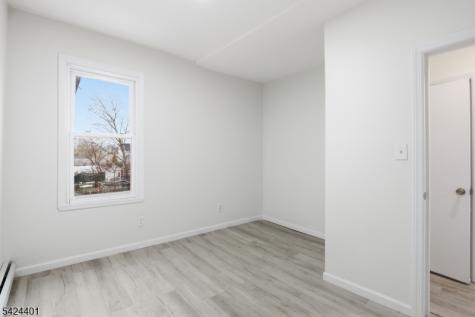 84 Center Street Clifton NJ 07011