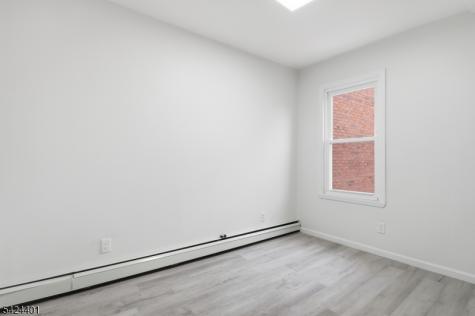 84 Center Street Clifton NJ 07011