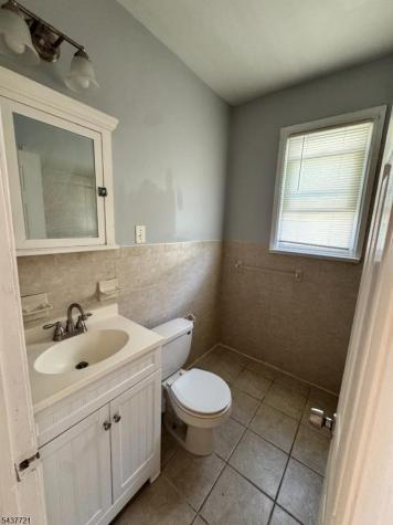 114 W 17th Street Linden NJ 07036
