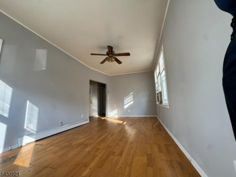 114 W 17th Street Linden NJ 07036
