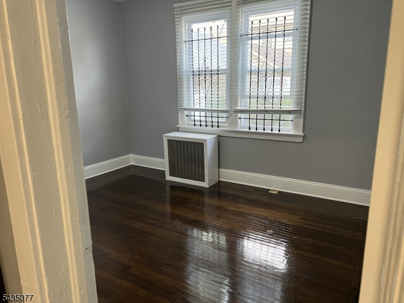 68 Wolf Place Hillside NJ 07205