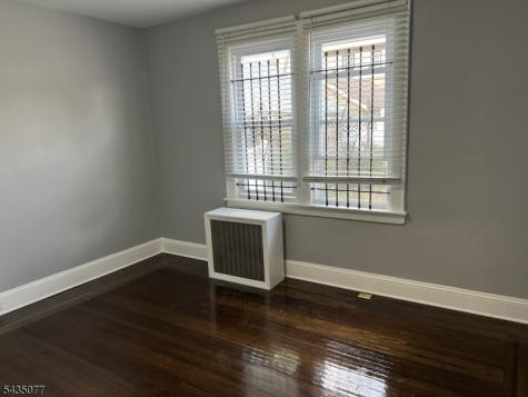 68 Wolf Place Hillside NJ 07205