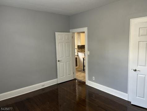 68 Wolf Place Hillside NJ 07205